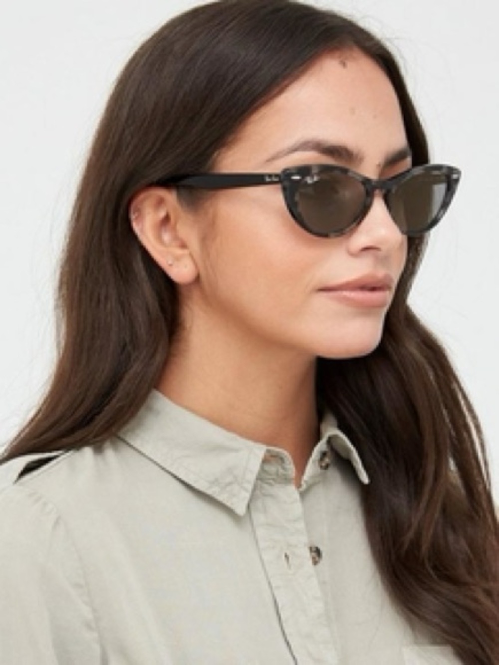 Ray-Ban Nina RB4314n Black Cat-Eye Sunglasses 901/31 Green G-15 54-140 w/Case - Picture 9 of 11